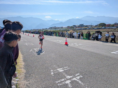 PXL_20251116_021832792