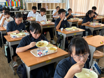 給食１